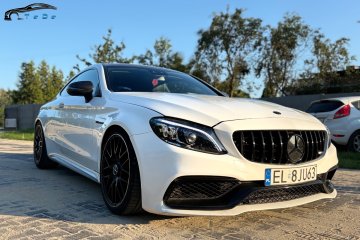 C63 AMG s 720KM Pełny serwis Niski Udok. przebieg Raport Opłaty