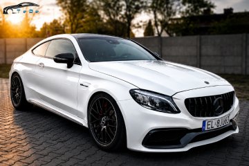 C63 AMG s 720KM Pełny serwis Niski Udok. przebieg Raport Opłaty